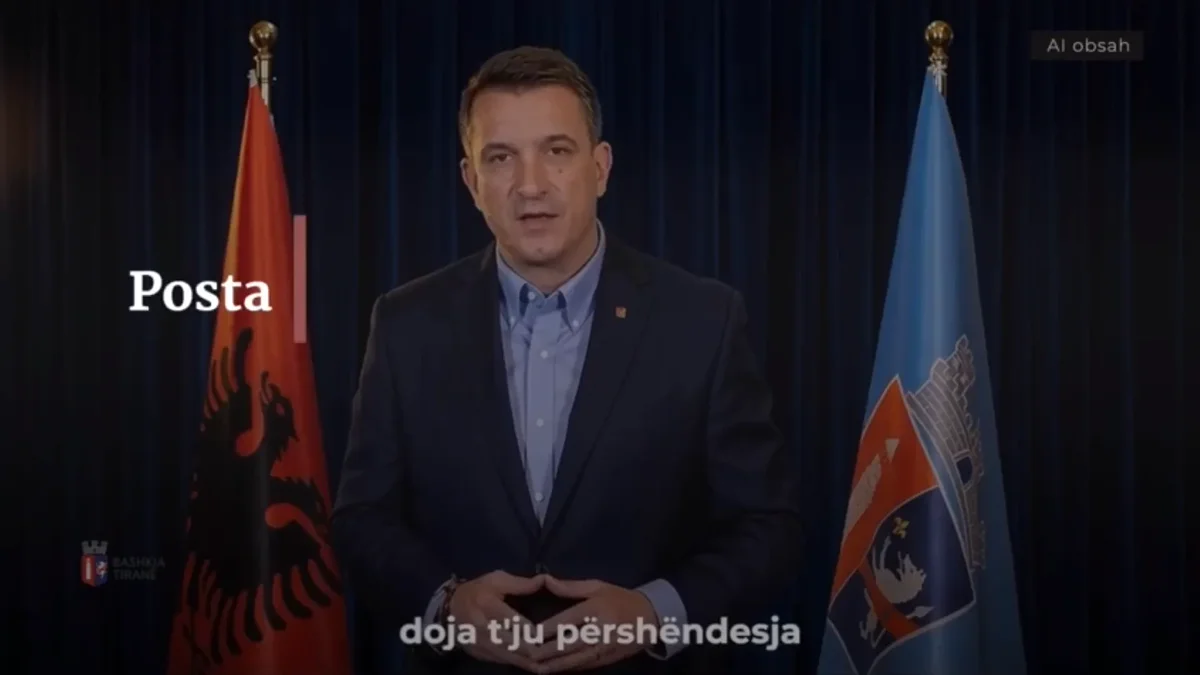 Плашка о ИИ присутствует